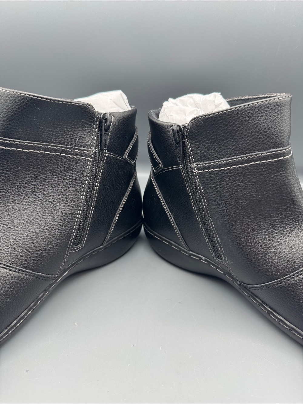 Clarks Ashland Mabel Women's Leather Ankle Boots - Picture 3 of 5